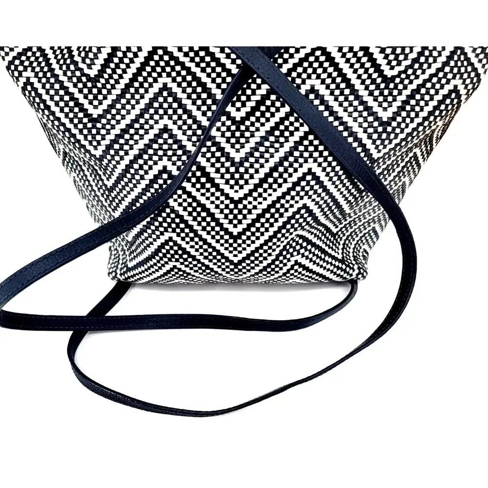 Michael Kors Junie Medium Drawstring‎ Backpack Navy White Chevron Woven Leather